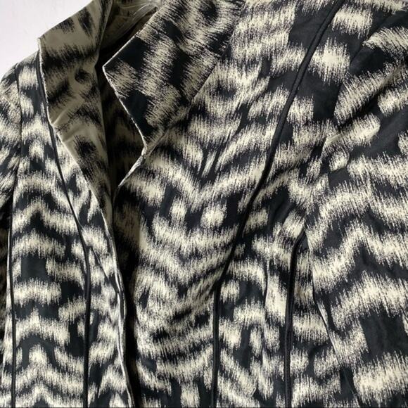 Lafayette 148 New York Black & Cream Zebra Inspired Print Blazer Size 4 - Picture 6 of 6